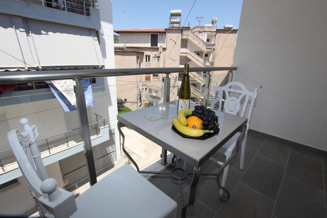 Deda Apartments Sarandë Exteriör bild