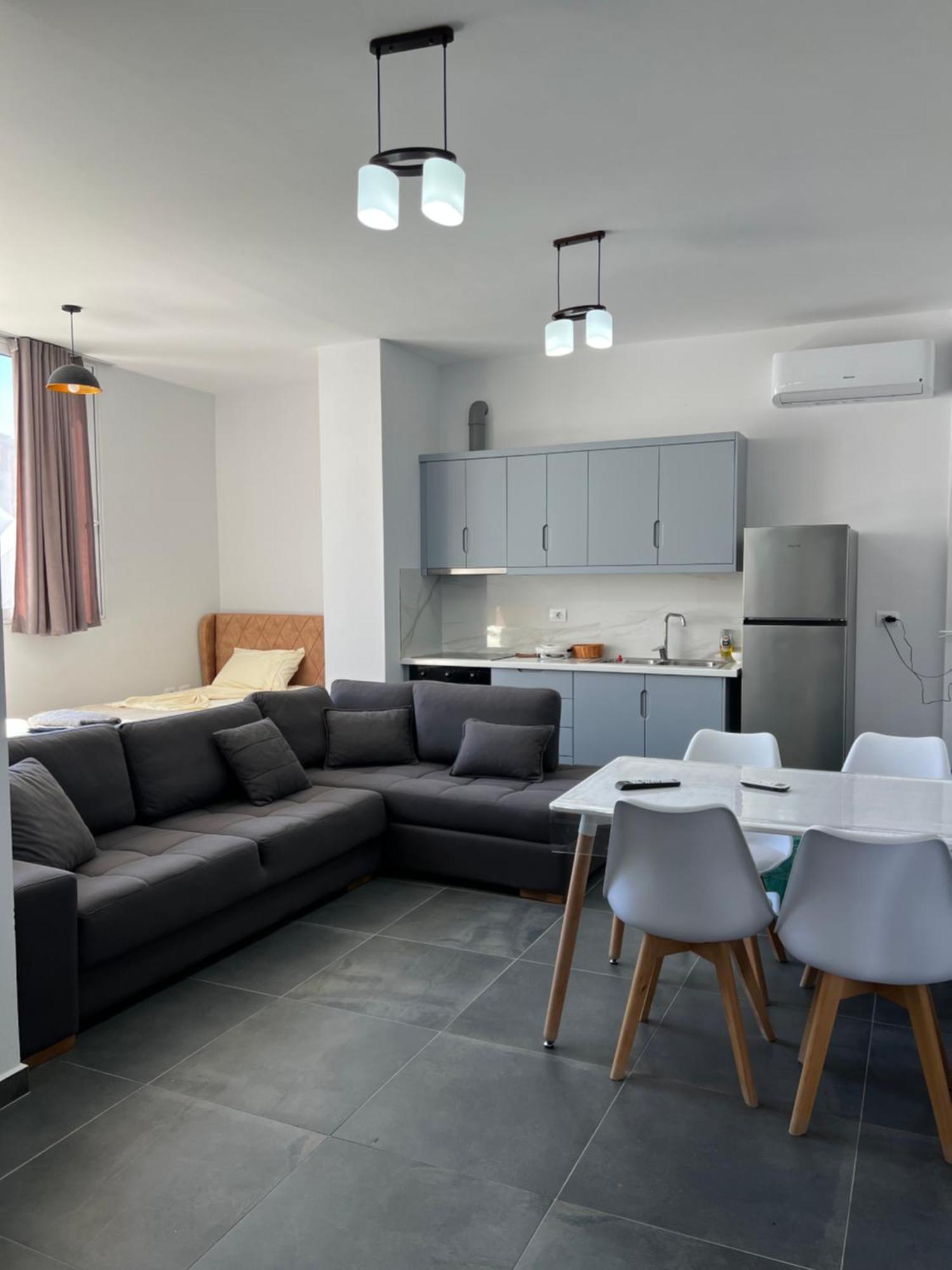 Deda Apartments Sarandë Exteriör bild